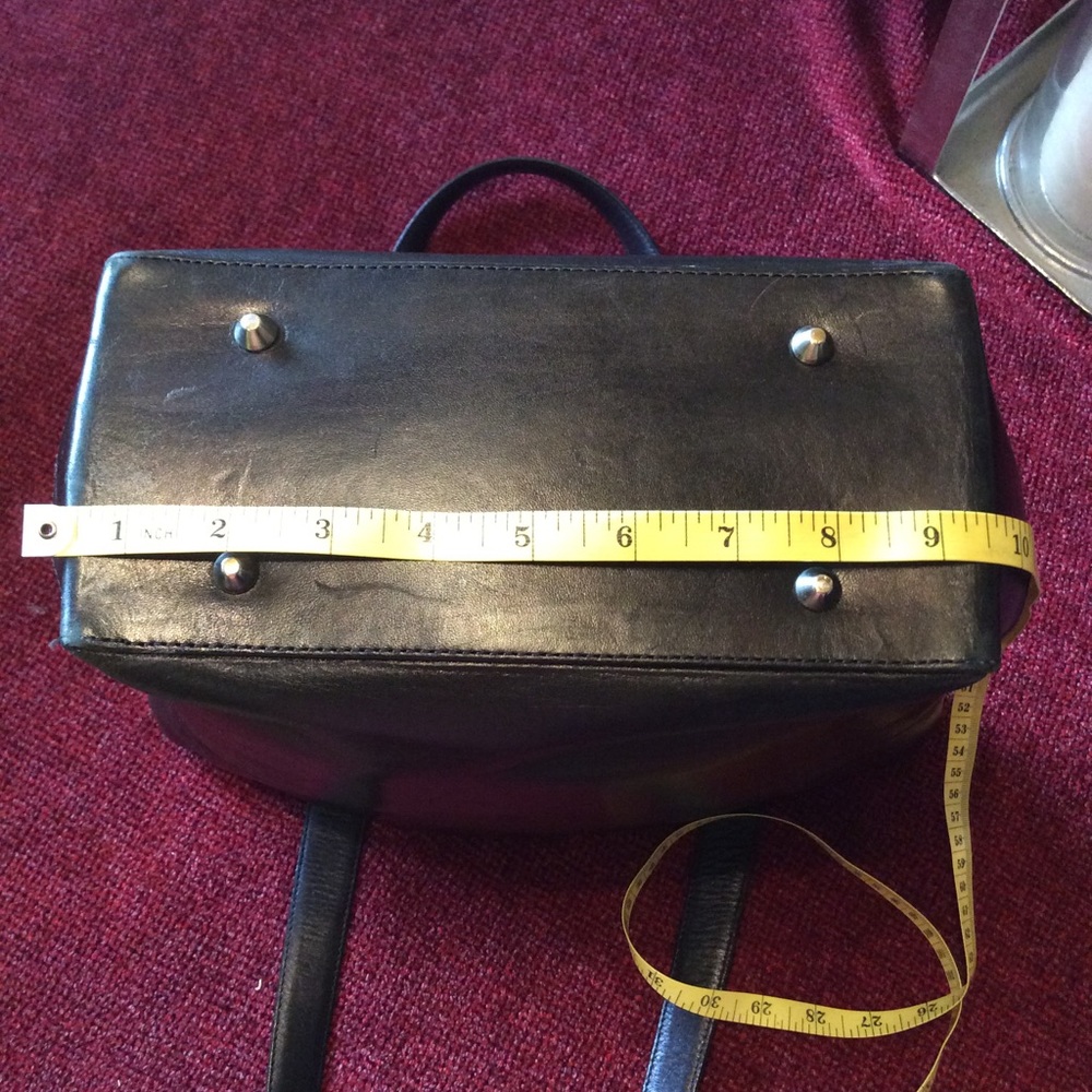 Oroton  of 🇦🇺 Australia beautiful bag - Picture 9 of 11